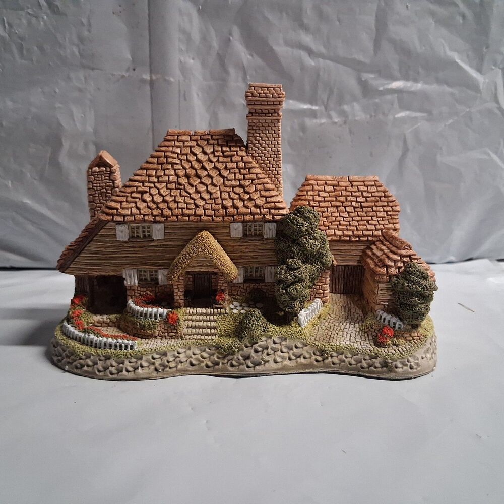 David Winter Cottages Kent Cottage 1985 COA Original Made Painted Great Britain